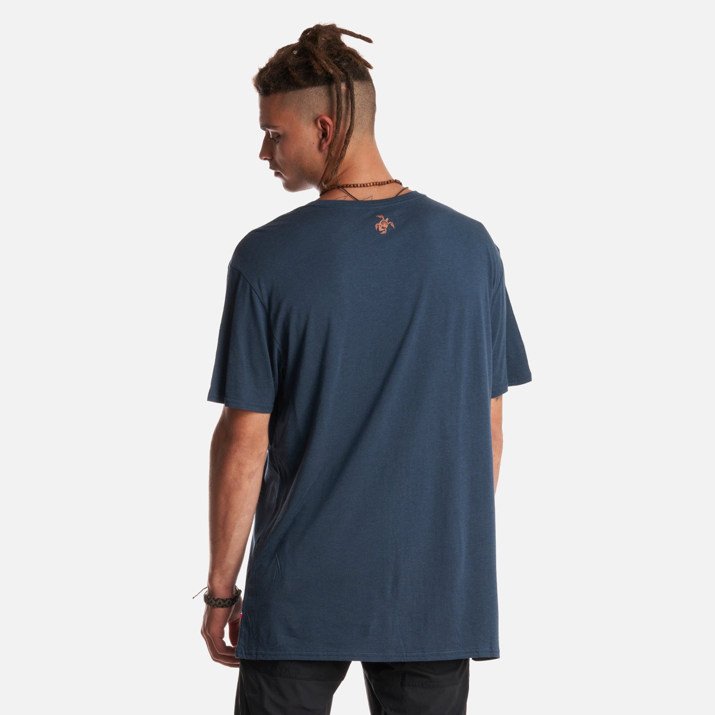 Polera Hombre Logo Azul Noche Haka Honu