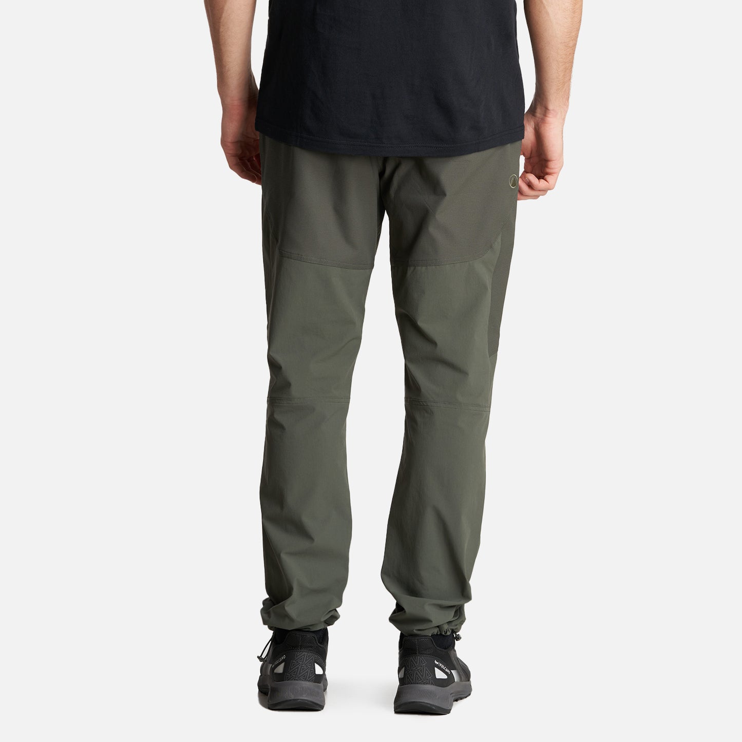 Pantalon Hombre Lennox Q-Dry Regular Fit Pants Verde Militar Lippi