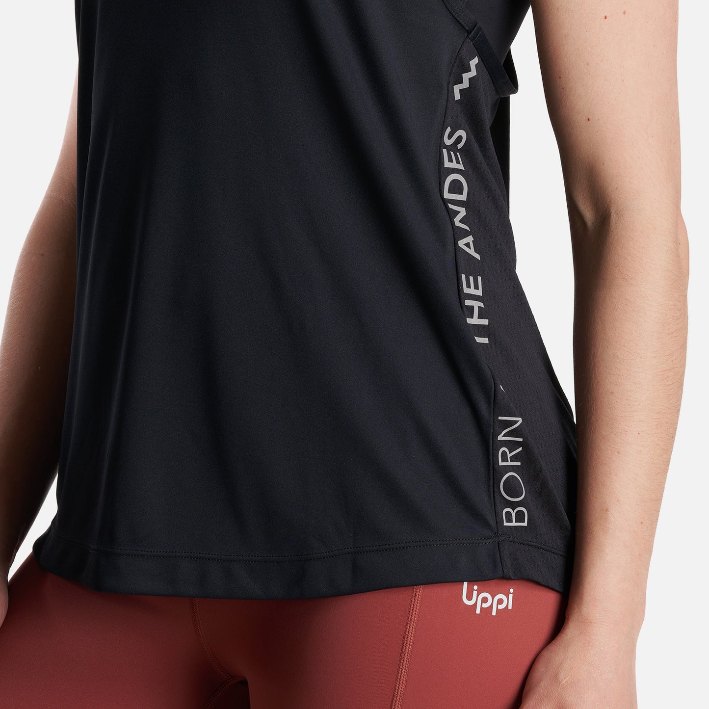 Polera Mujer  Workout Q-Dry Tank T-Shirt Negro Lippi