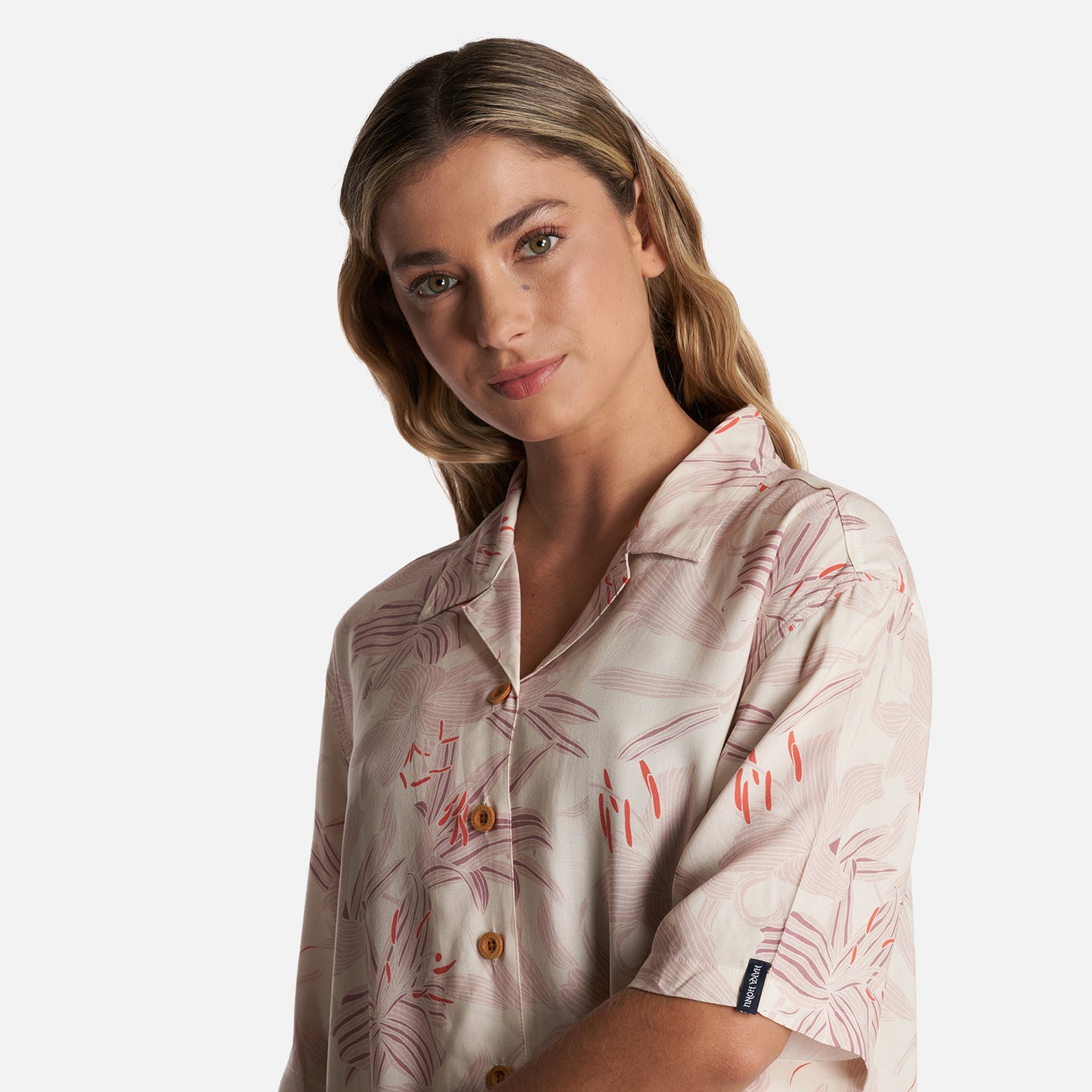 Camisa Mujer Hibiscus Print Beige Haka Honu