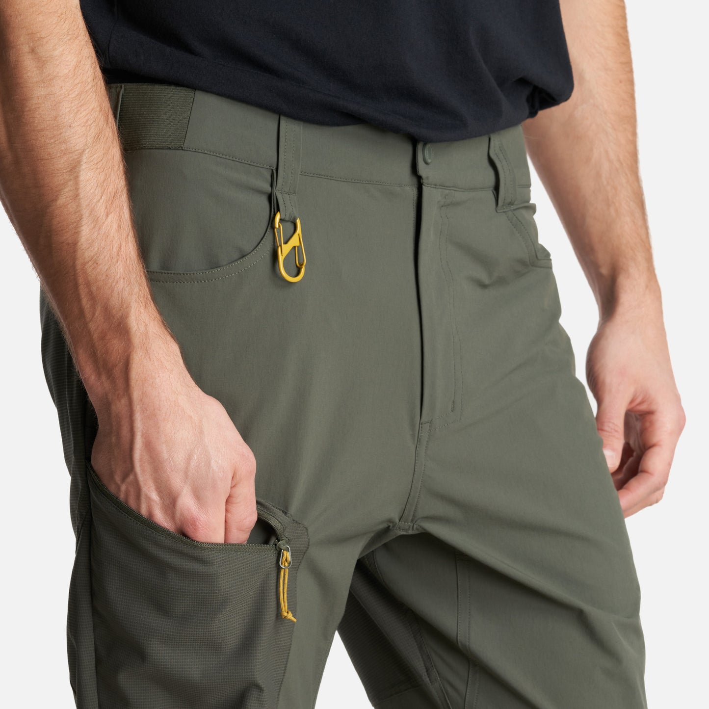 Pantalon Hombre Lennox Q-Dry Regular Fit Pants Verde Militar Lippi