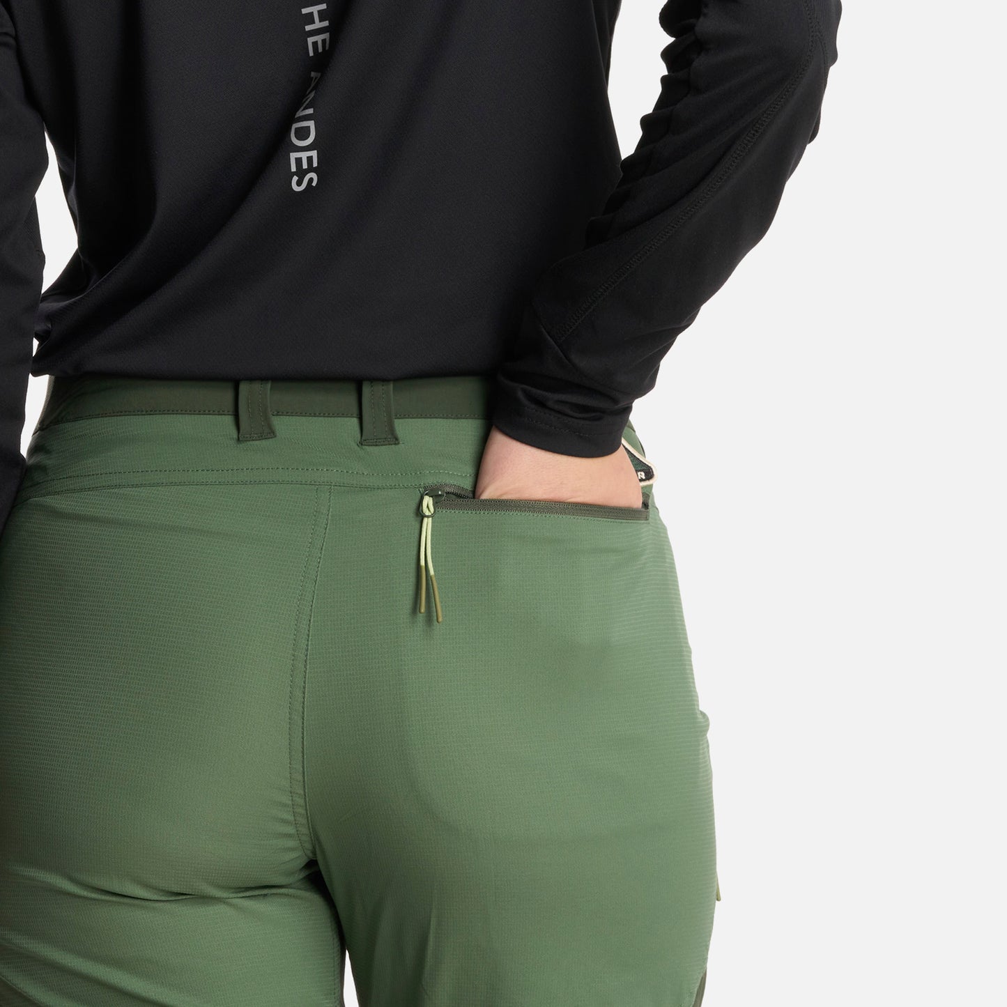 Pantalón Mujer Lennox Q-Dry Slim Fit Pants Verde Militar Lippi