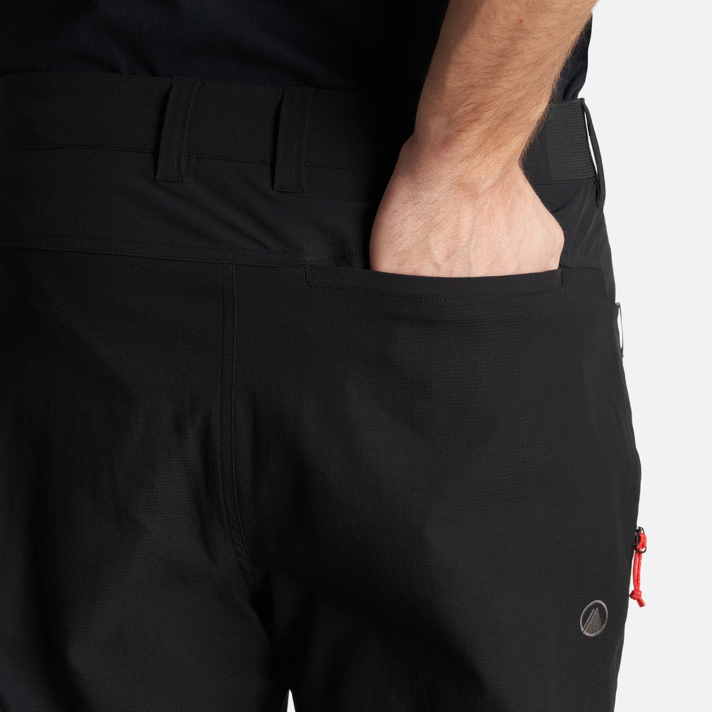 Pantalon Hombre Lennox Q-Dry Regular Fit Pants Negro Lippi