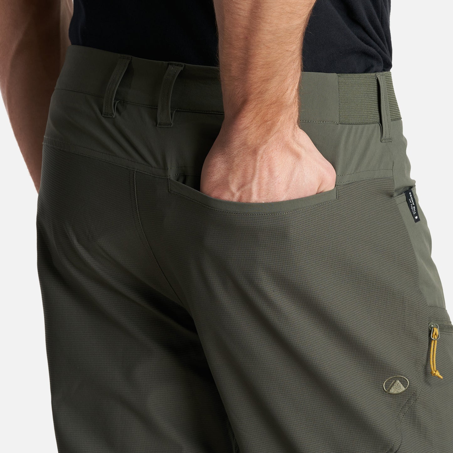 Pantalon Hombre Lennox Q-Dry Regular Fit Pants Verde Militar Lippi